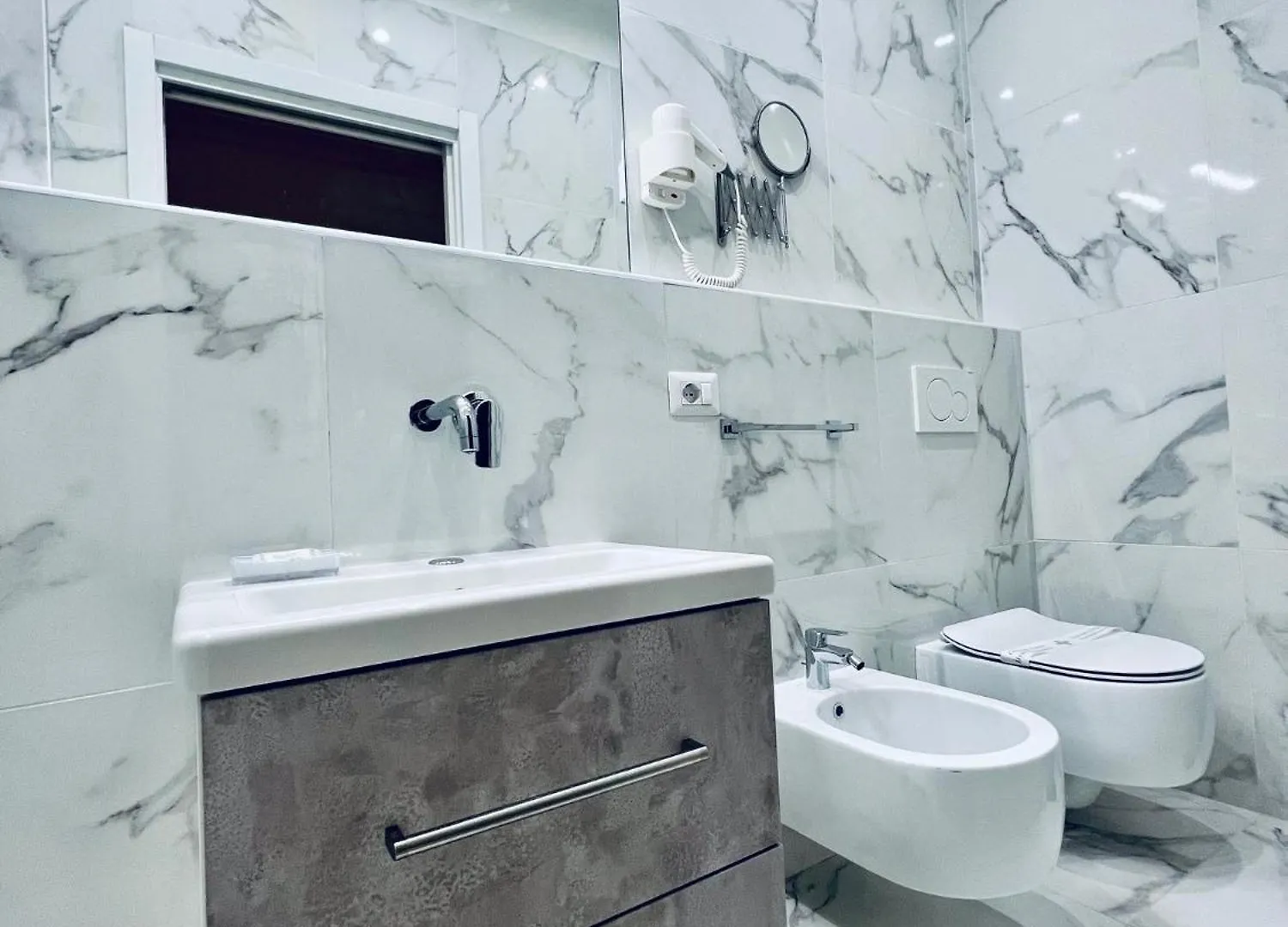 Lifestyle Veneto Suite Rome