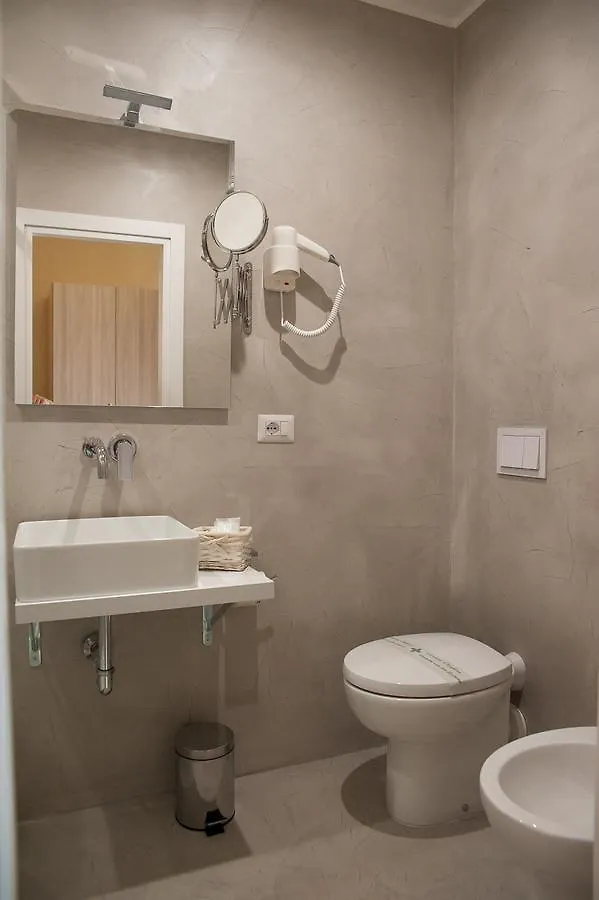 Lifestyle Veneto Suite Rome